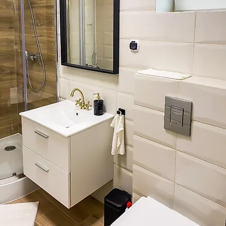 Dom W Grzybowie Kolobrzeg * גרצי'יבובו